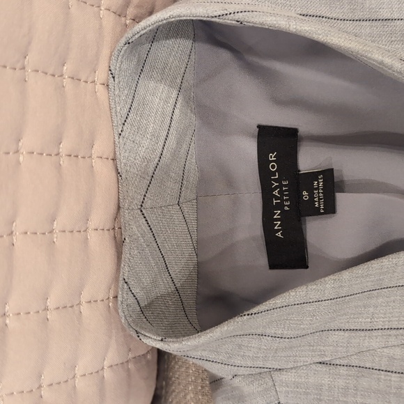 Ann Taylor Light Gray Blazer with Subtle Stripes - Picture 3 of 5
